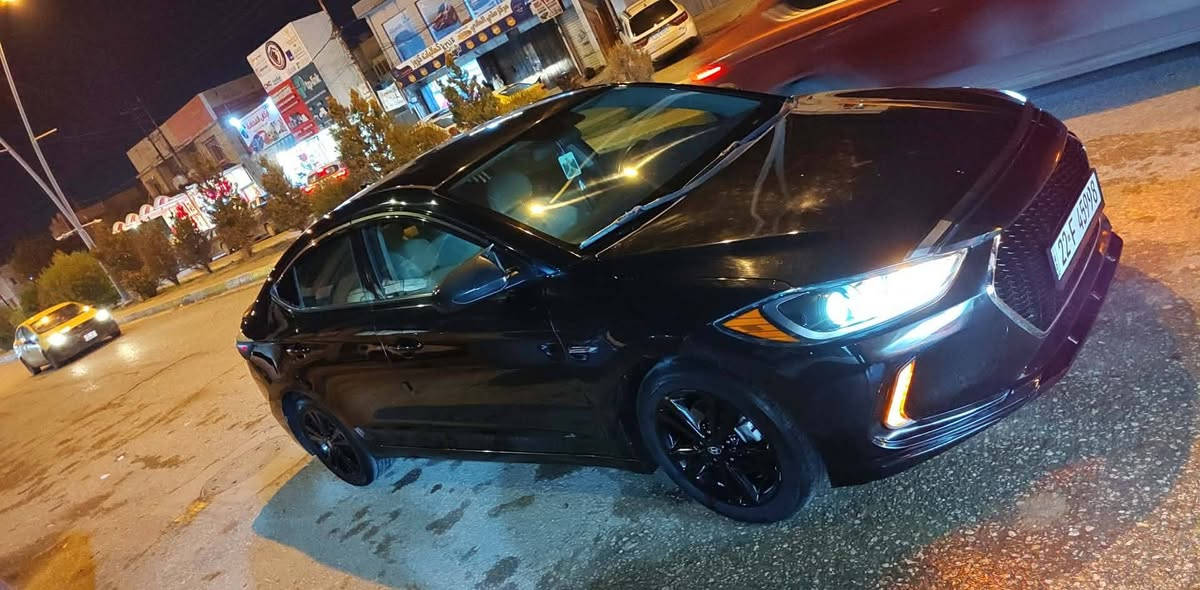 النتر 2017بوند صبغ بدون دواخل ماشيه 70الف ميل كير محرك شرط***********
سياره جديد بدون شخوط بدون ملاحضات مواصفات السياره لايد لد داخل لونين شاشه تحكمات ثلاثه انضمه قياده كير مخرك طخم تاير كلوله شركه سياره لا مال مبيع ولا ماشرع سياره مال جنيه لان ماكو الانترا ماشي 70 سياره حيل مصروف عليها مال جنيه شراي اتصل بيع فقط ***********
