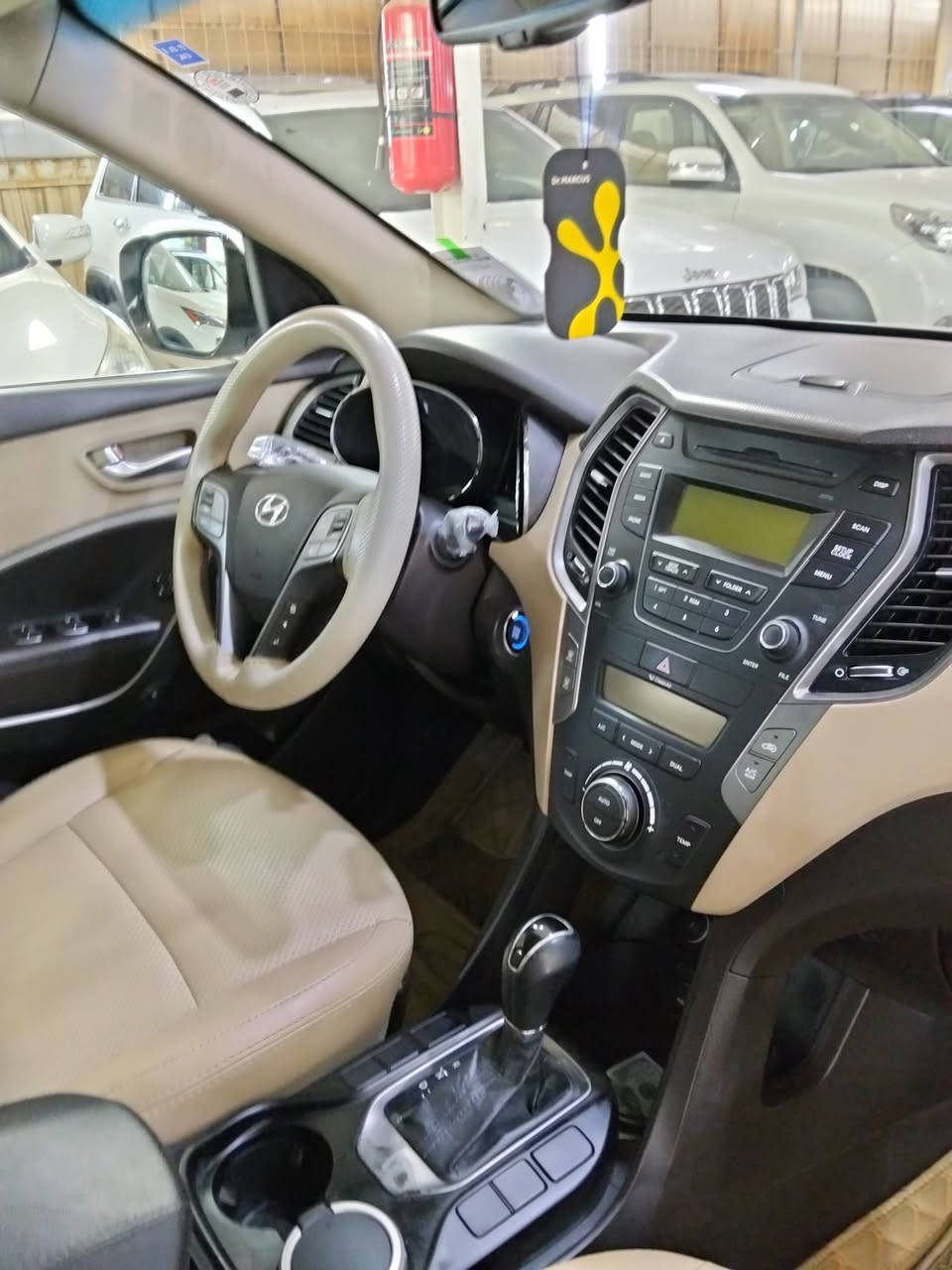 السلام عليكم سنتافيا 2014 مكينه 6 اربيل 7راكب السياره مكفوله بيهة بارد قليل فول واحد على واحد ***********
