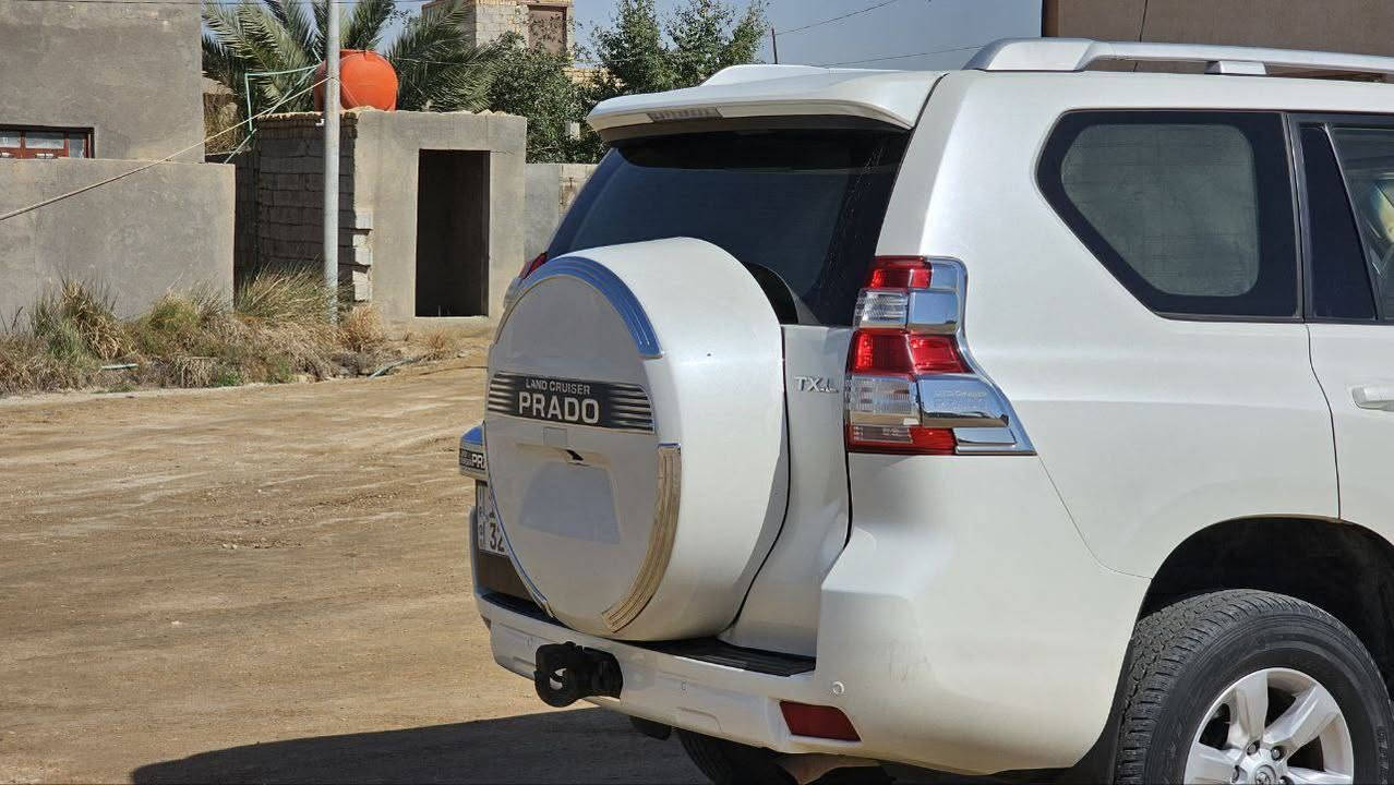 السلام عليكم
برادو ٢٠١٥ للبيع مكفوله   مكينة ٦ سلندر بأسمي رقم بغداد مواصفات تشغيل عن بعد ثلاجة شاشة كاميرا فتحت سقف زراگ لايت تحكم ستيرن مري شفط جام ٤ اوتو تحكم كشنات تبريد ٣ قطع وبعد بيها مواصفات السعر مناسب للشراي تفاصيل أكثر تفضل خاص وخادم مكان السيارة السماوة


**إذا كنت صاحب هذا الإعلان وتريد حذفه لأي سبب، رجاءا أرسل رسالة إلى الدعم الفني**