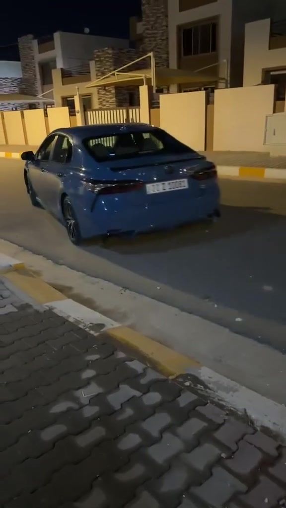كامري للبيع 2024  لون مميز بحري 🌊🚙 
سعر حداً مناسب 
السيارة باسمي..بدون دواخل بدون ايرباك
للتواصل 🟥((***********)))🟥
 
المواصفات والمميزات:
 • الفئة: SE 
 • المحرك: 4 سلندر قوي
 • التجهيزات الداخلية: مقاعد جلدية عالية الجودة، تحكم كهربائي بالمقاعد
 • التقنية: شاشة لمس متطورة، Apple CarPlay وAndroid Auto، بلوتوث، USB
 • الأمان: نظام مكابح متقدم، تحذير التصادم، مراقبة النقطة العمياء، كاميرا خلفية
 • الراحة: مكيف هواء تلقائي، نظام صوت ممتاز، مساحات تخزين واسعة
 • التصميم الخارجي: شكل رياضي أنيق مع جنوط 18 بوصة

للتواصل 🟥((((***********)))🟥
