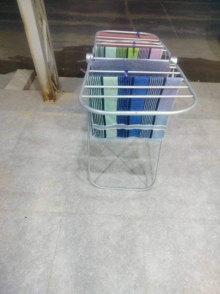 غراض محل حلاقة كامل وجاهز وية مسواك وعدة وجهاز بخار وطخم و 2 كراسي للبيع.
***********
ملاحظة ابيع كامل مابيع مفرد وسعر معقول
