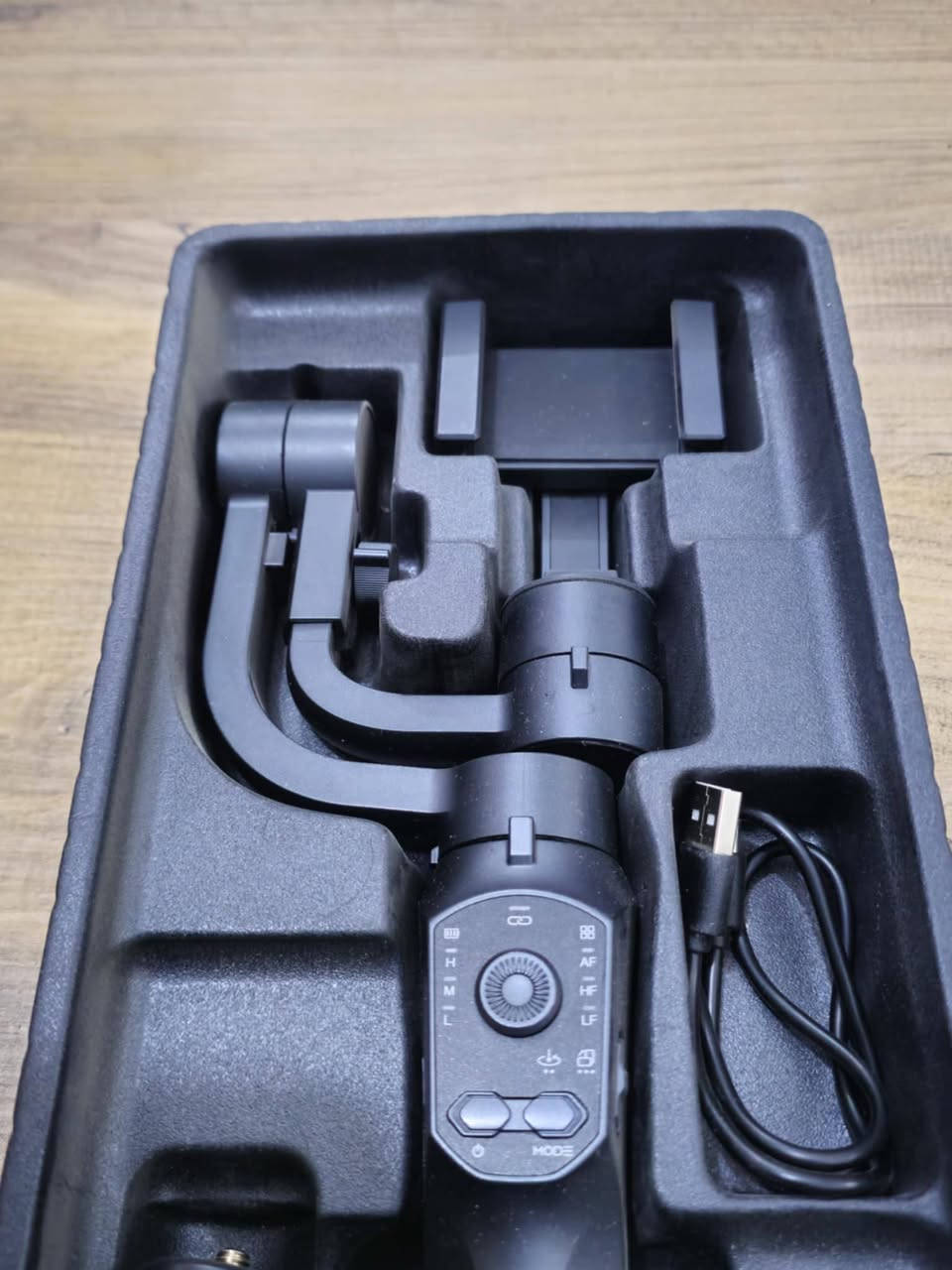 اوزمو موبايل استخدام قليل جدا بعدة نضيف جدا 
السعر ٥٠


**إذا كنت صاحب هذا الإعلان وتريد حذفه لأي سبب، رجاءا أرسل رسالة إلى الدعم الفني**