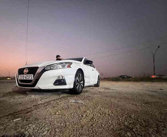 ملاحظة ////مكلف بالنشر 
اتصل ع الرقم  ‏‪***********‬‏ صاحب السيارة 

⸻

🚘 للبيع نيسان التيما 2022 SV – نظيفة وجاهزة 🚘

📍 المكان: بغداد – رقم سليمانية
📞 الهاتف: ***********

✅ المواصفات والتفاصيل:
 • محرك 2500cc – 4 سلندر – بدون تيربو (الأكثر طلباً).
 • مكينة + كير + تبريد شرط الفحص وين ما تحب.
 • ماشية فقط 100 ألف كم.
 • مواصفات SV (بدون فورويل).
 • كشن كهربائي مريح.
 • رادار أمامي + خلفي + جانبي شغال شركة.
 • بصمة (أبواب – تشغيل – صندوق).
 • تحديد سرعة + تشغيل عن بُعد.
 • شاشة + كاميرا.
 • حساسات جانبية وخلفية أصلية.
 • السيارة على وضع الشركة – خير من الله.
 • أيرباك فقط ستيرن وراجع سيستم.

💰 السعر المطلوب: ١٥٨ وبيها مجال كلش قليل 

🚗 السيارة أنظف من الصور، نظيفة وجاهزة للاستعمال، وما تحتاج فلس واحد
