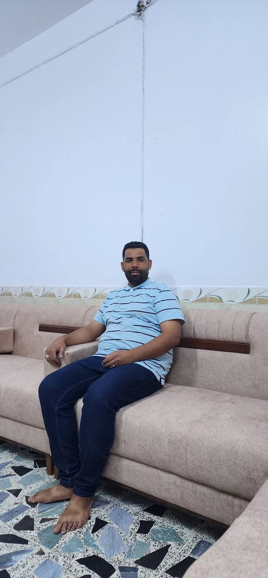 اللهم صلي عل محمد وال محمد 
تم تحهيز تخم ديوان عمل عراقي درجه اولي 
الى احد زبائننا الكرام
فصال ضمان خمس سنوات
الهيكل بلوك اسود 18 ملم
الاسفنج مميز اول ضمان خمس سنوات
١٠ سم مغطاه بطبقه بولستر
القماس قديفه تركي
الارجل خشب زان مع فريم زان
معمل ومنزليات الكرار  شارع المجمعات مقابل مجوهرات العكيلي
باداره كرار كاطع
***********

