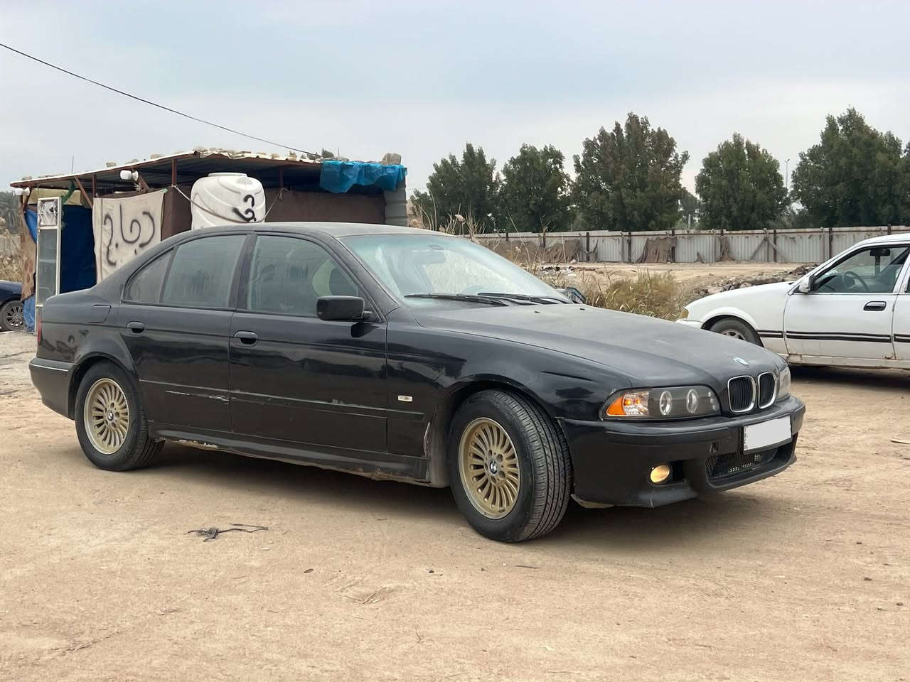 السلام عليكم
للبيع 

بي ام صقر 

حجم 528i

تك فانوس 

مديل 97

رقم سليمانيه ب اسمي 

كير مكينه كهربائيات حداديه تخم تاير كله جديد 

عوزه صبغ 

شاشه 

كامره خلفيه 

كشنات كهربائيه 

تحكم ستيرن 

مكان حله 
السعر 70 وبيه مجال

للاستفسار 

‭0773 240 1470‬
