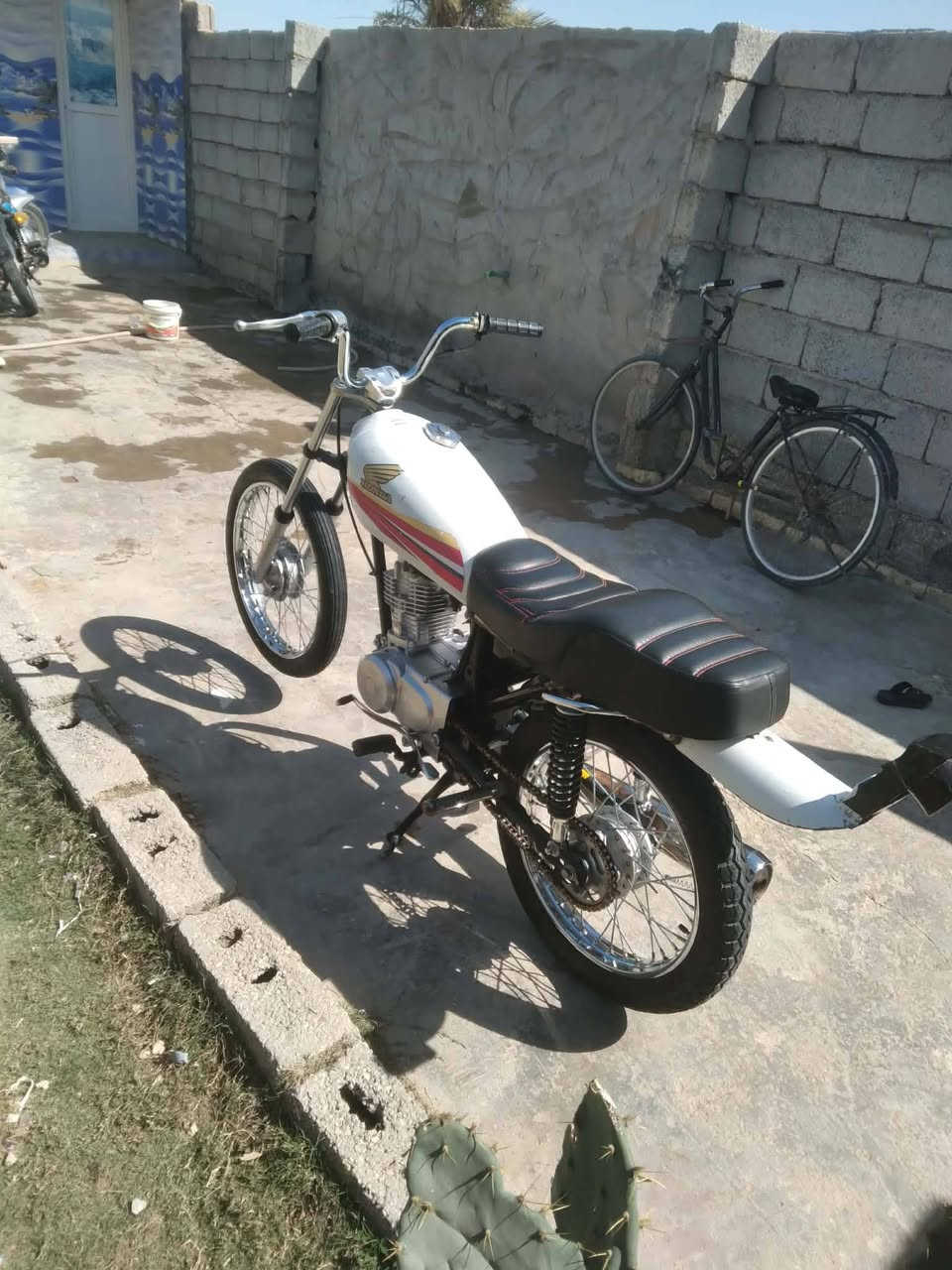 السلام عليكم
دراجه ناما شلامچه كلك 
تعمير كله جديد 
شاصي ومكينه ايراني 
مكفوله من كلشي 
مكاني كربلاء طويريج 
رقمي
 ***********
السعر ٦٧٥ وبيه مجال شي قليل
