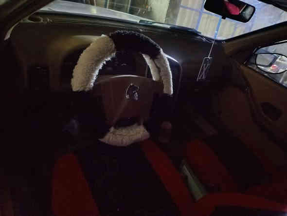 سلام عليكم بيجو 405 موديل 10 كير محرك نضيفات السياره شوفت عينكم بس حداديته مو شي والباقي كلشي جاهز بل سياره كهرباياتهه كلهن شغالات +غرامات وهيه مصفرات السنويه لل2027  السعر 24وبيه مجال .... ***********فيس ما متواجد
