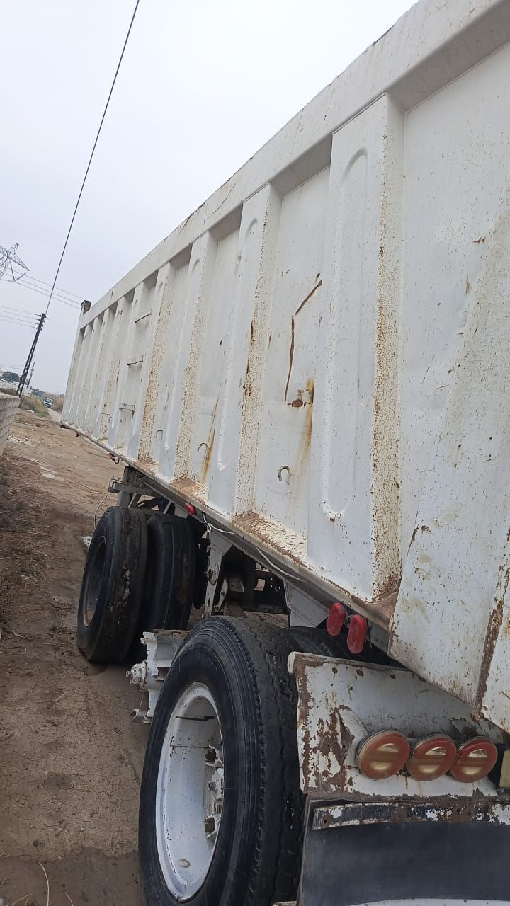 السلام عليكم للبيع عربانة قلاب المكان بغداد بسمايا للاستفسار ‏‪***********‬‏
