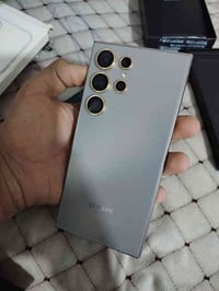 سامسونك S24 الترا ذاكرة 256 الجهاز مامفتوح بلادي ضمان عين الفهد الجهاز...