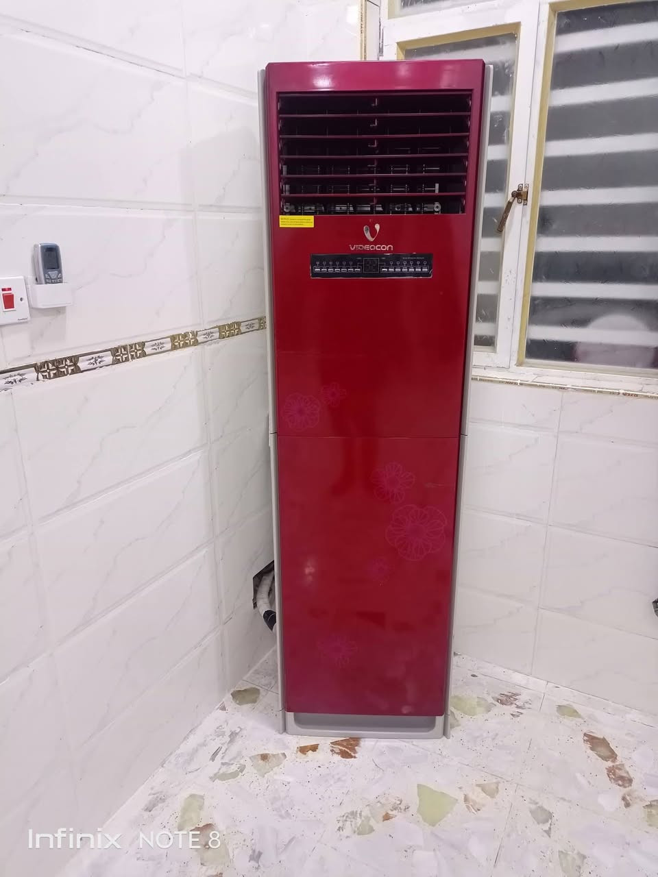 سبلت كنتوري 3طن تبريد فول عل فحص  لبيع بغداد مدينة الصدر لاستفسار الاتصال عل رقم ***********
