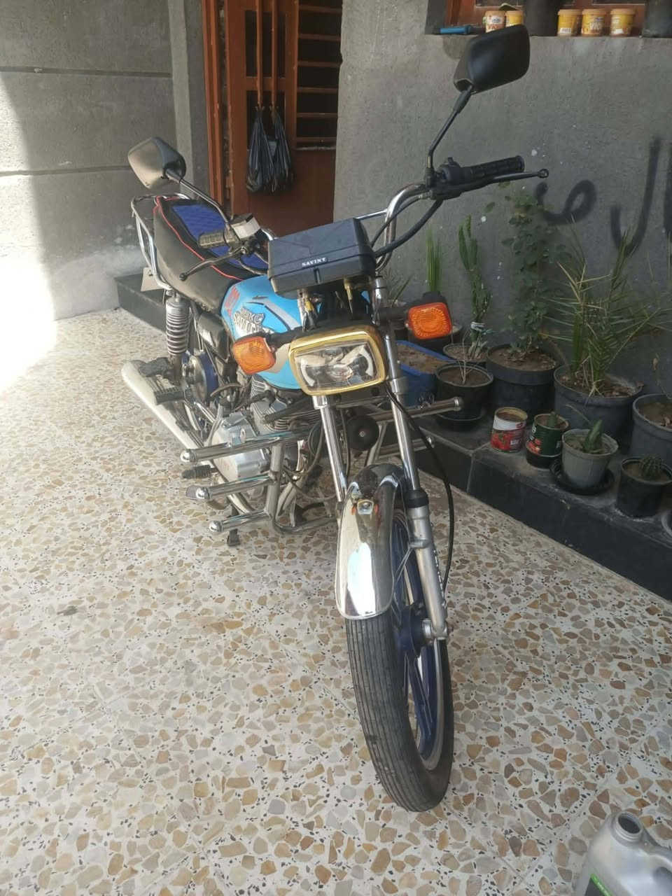 سلام عليكم شباب
دراجه إيراني موديل 22
للبيع او مراوس ب أحدث
دراجه مكمركه كامله قرص واصل للمرور باقي بس استلام لوحات
لشراي يتصل عله هاذ رقم *********** او مراسله واتساب
