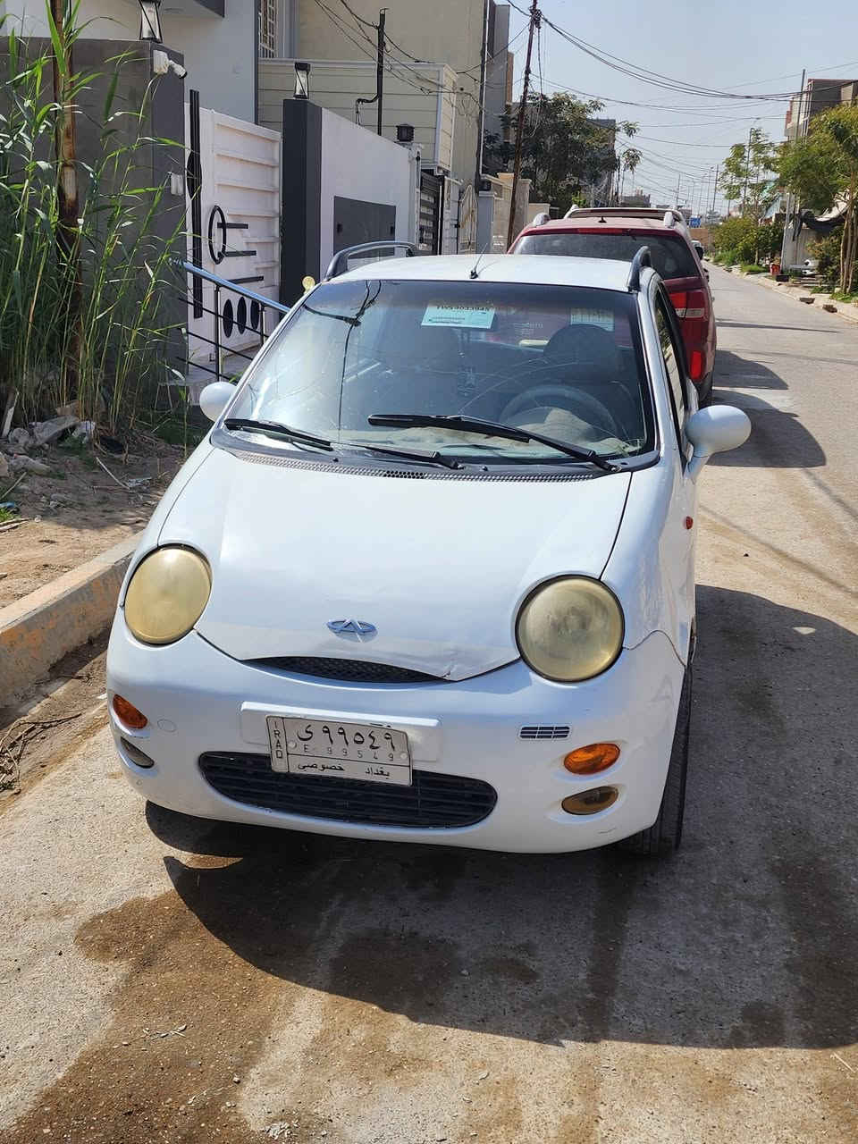 السلام عليكم سيارة كيوكيو رقم بغداد للبيع بأسمي اربعة سلندر كير عادي اوتماتيك اوتو كهرباء مري كهرباء دوشمة جلد ارضية جلد كير ومكينة خير من الله تايرات نظيفات السعر ٣٠ ورقة وبيهة مجال للشراي بدون مراوس للأستفسار *********** محافظة ديالى / بعقوبة
