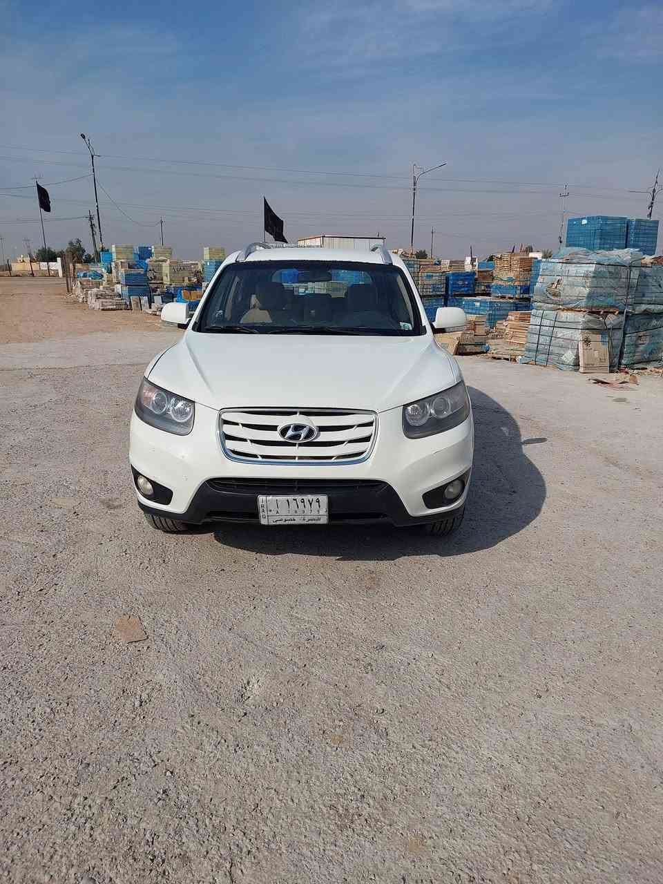 السلام عليكم سنتافيا موديل ١٢
محرك ٦ سلندر
٤ ×٤ فور ويل 
شركه عامه 
مكفوله كفاله عامه ماعدا بارد بلجاملغ الأمامي ٤ أصابع 
سياره جاهزه تخم تاير 
حداديه جديده
مكاني ميسان رقمي ***********
