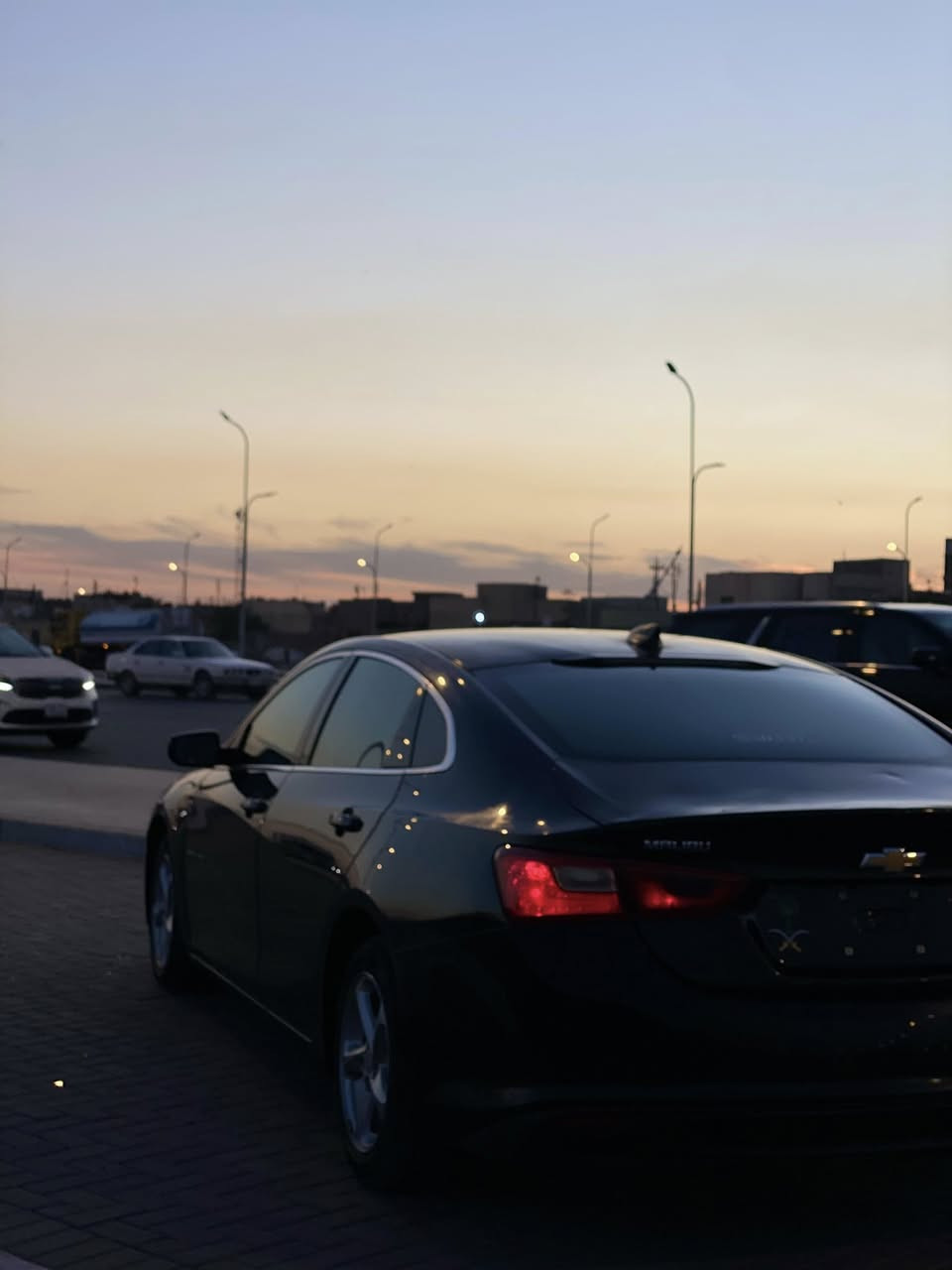 سلام عليكم 
سياره ماليبو للبيع 
سياره اصولي 2017
LT
موصفات LTمعروفه 
سياره رقمه دهوك 
وارد امريكي بيه 3قطع سرقه 
سياره كامله من كلشي 
السعر 75وبيه مجال
***********واتساب فقط
