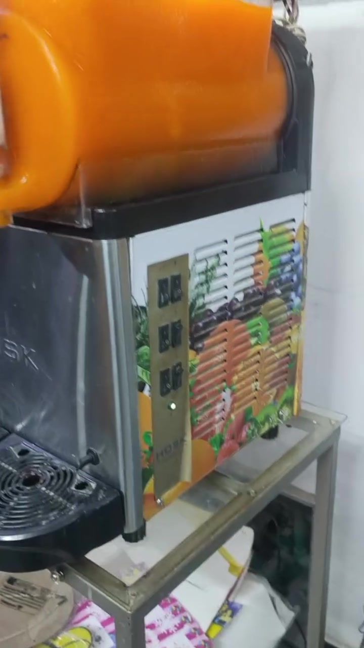 السلام عليكم
مكينة ازبري استخدام اسواق يعني مو دائما اشغلها 
مكينة نضيفة غير داخله تصليح
استخدمتها موسم واحد وهسه شي قليل 
اذا ماتعرف لخبطات اني اعلمك عليها 
امانة الله اريد ابيعها مطلوب افلوس لبناء 
الف عافيه الي ياخذها وياها ميز 
السعر 850 
بغداد الزعفرانيه شارع المعهد 
اذا شراي اتصل واتساب 
*********** 📞

*********** 📞
