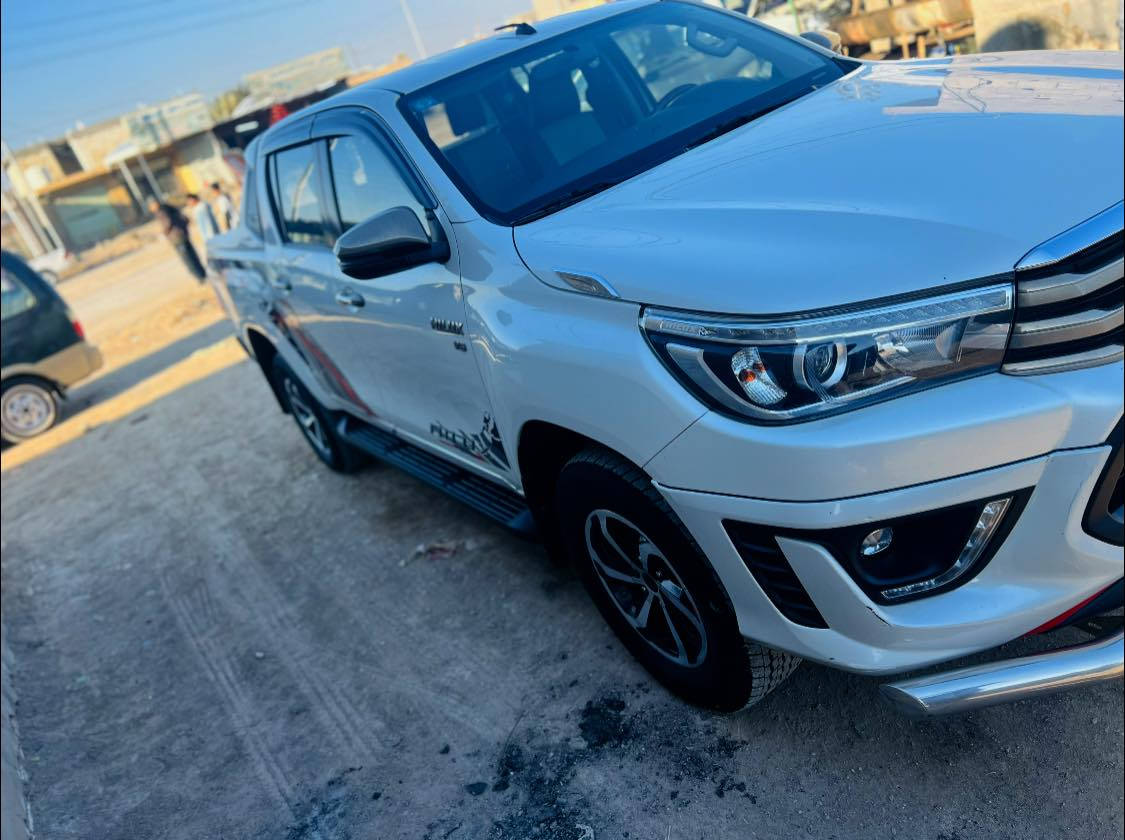 هاي لوكس محرك 6 تي أر تي موديل 2020 كويتي رقم بغداد بسمي كفاله عامه من كلشي تشغل بصمه 
السعر خاص وتدلل مكان واسط مركز مدينه 
رقم تلفون ***********
