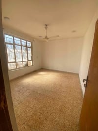 شقة للايجار • حي الجامعة • غرفتين