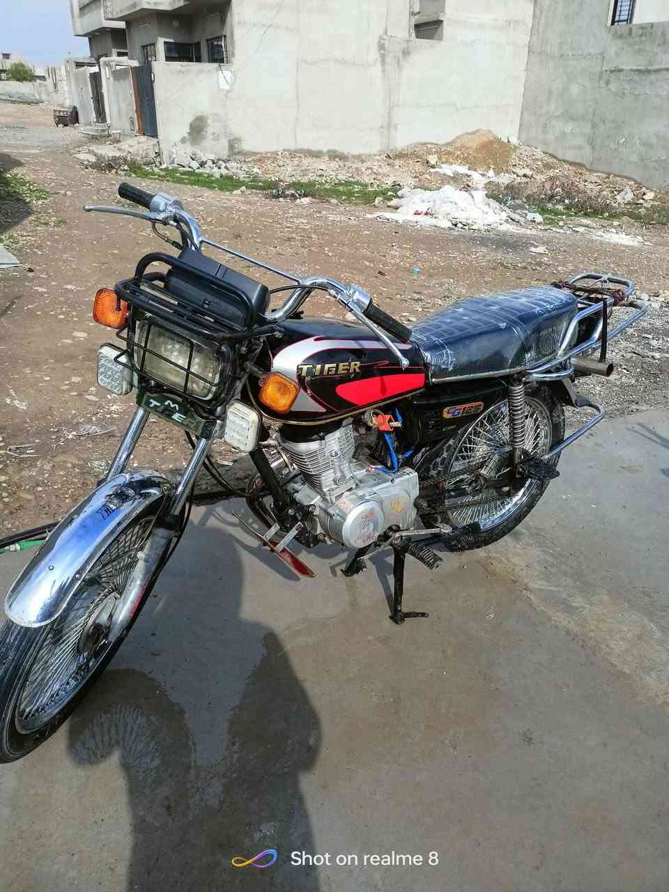 تايكر 2019 نضيف حيل مكرك بس مفيلس
السعر 450
العنوان كوكجلي 
الاتصال ***********
