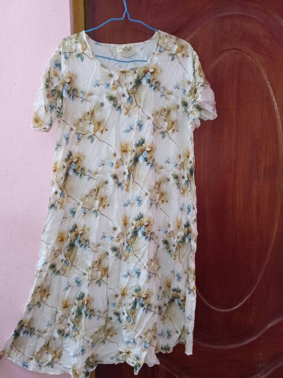 دشداشة قصيره شلحه
قماش كشمير ستن فانيله زبده برلون احجام واطوال مختلفه  كل قطعه وسعرها راسلونا خاص للاستفسار والحجز 
#متوفر توصيل كل محافظات العراق


**إذا كنت صاحب هذا الإعلان وتريد حذفه لأي سبب، رجاءا أرسل رسالة إلى الدعم الفني**