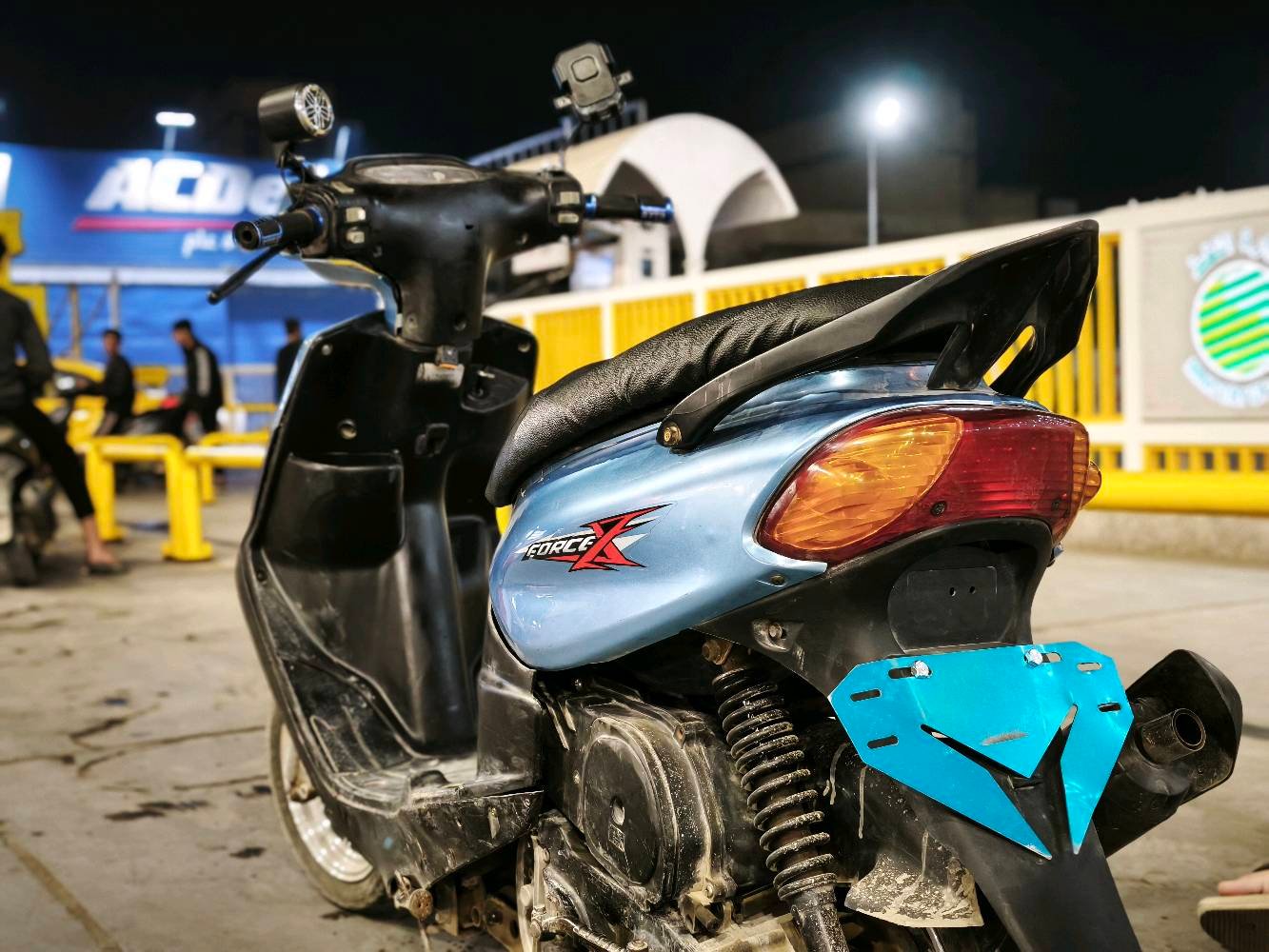 ماكس قچمه للبيع 
بوشة 49 مكينة قوية 
شلعة ومعدل تشك الكاع 
ويل نجمه رياضي 
قبق فلاوين 
صالنصة FM 
سماعات mp3
نكره سلف وهندر 
يدات رياضي 
سبايدر رياضي الوحيد بالعراق مال قچمه
السعر 500 وبيها مجال 
العنوان الشعب السريدات مقابيل الثعالبة 
الرقم ***********
متواجد واتساب 