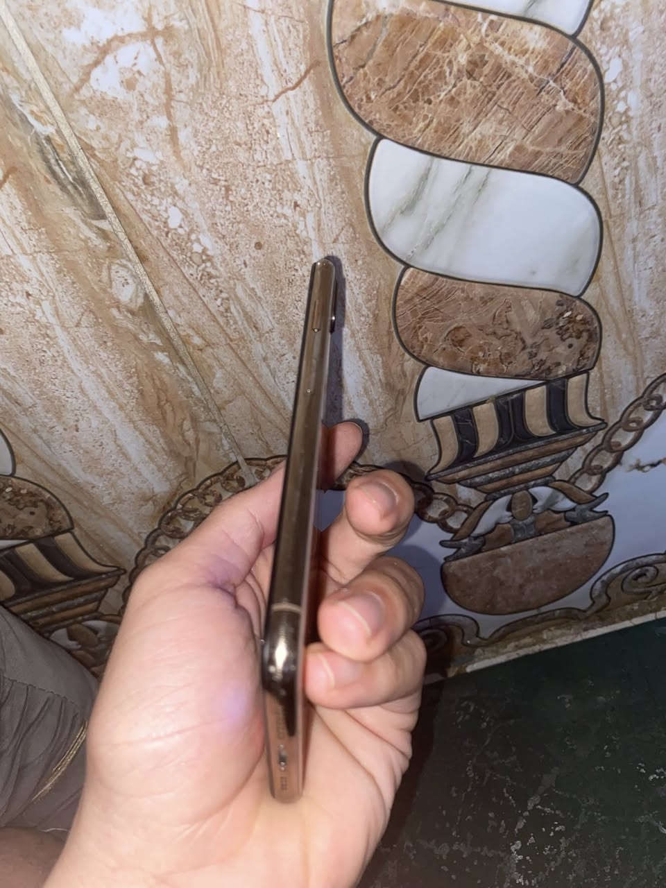 السلام عليكم XS Max
ذاكره256

ضهر مفطر 

شاشه  بلادي وكاله بيها فطرين مامثرات عل لمس وبي طبوع 

بس خلل بل كام. الخلفي مره تشتغل مره لا تصير ب10

السعر 120وبي مجال

رقمي***********
