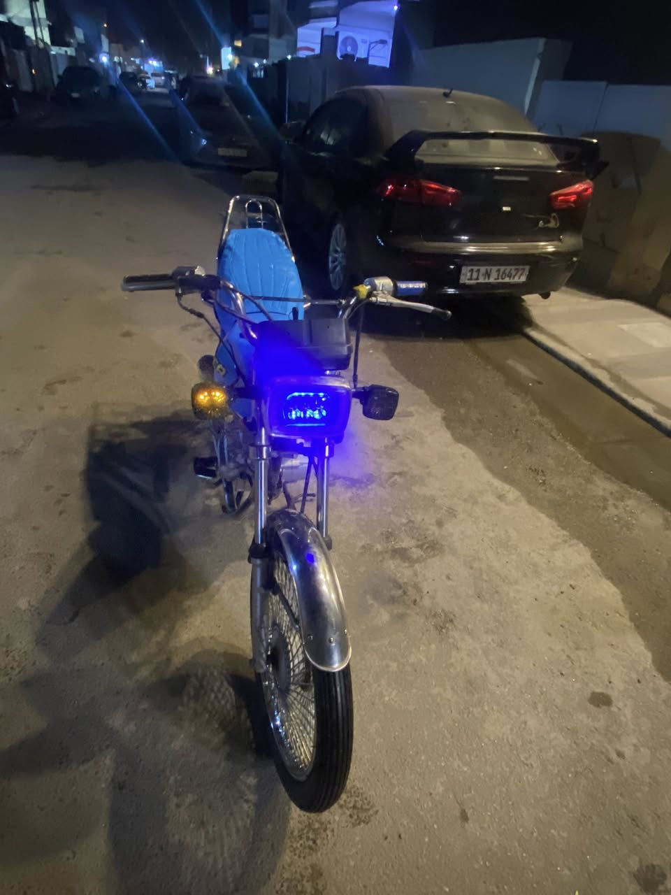 سلام عليكم دراجه نوع تايكر موديل٢١ اوراق كامله ٥ اوراق مكينه مكفوله لا نضوح ولا تبخير تايرات جداد السعر ب٥٢٥ وبيها مجال بسيط حك الجيه مكاني الدوره وهذا رقمي***********
