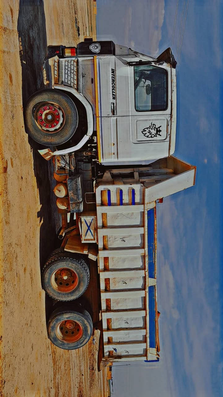 السلام عليكم 
قلاب ١١٣ موديل ١٩٩٢ سنكل عضله رقم دهوك شرط الوكاله 
السعر ١٢٠ اي استفسار خاص او على الواتس اب ***********
