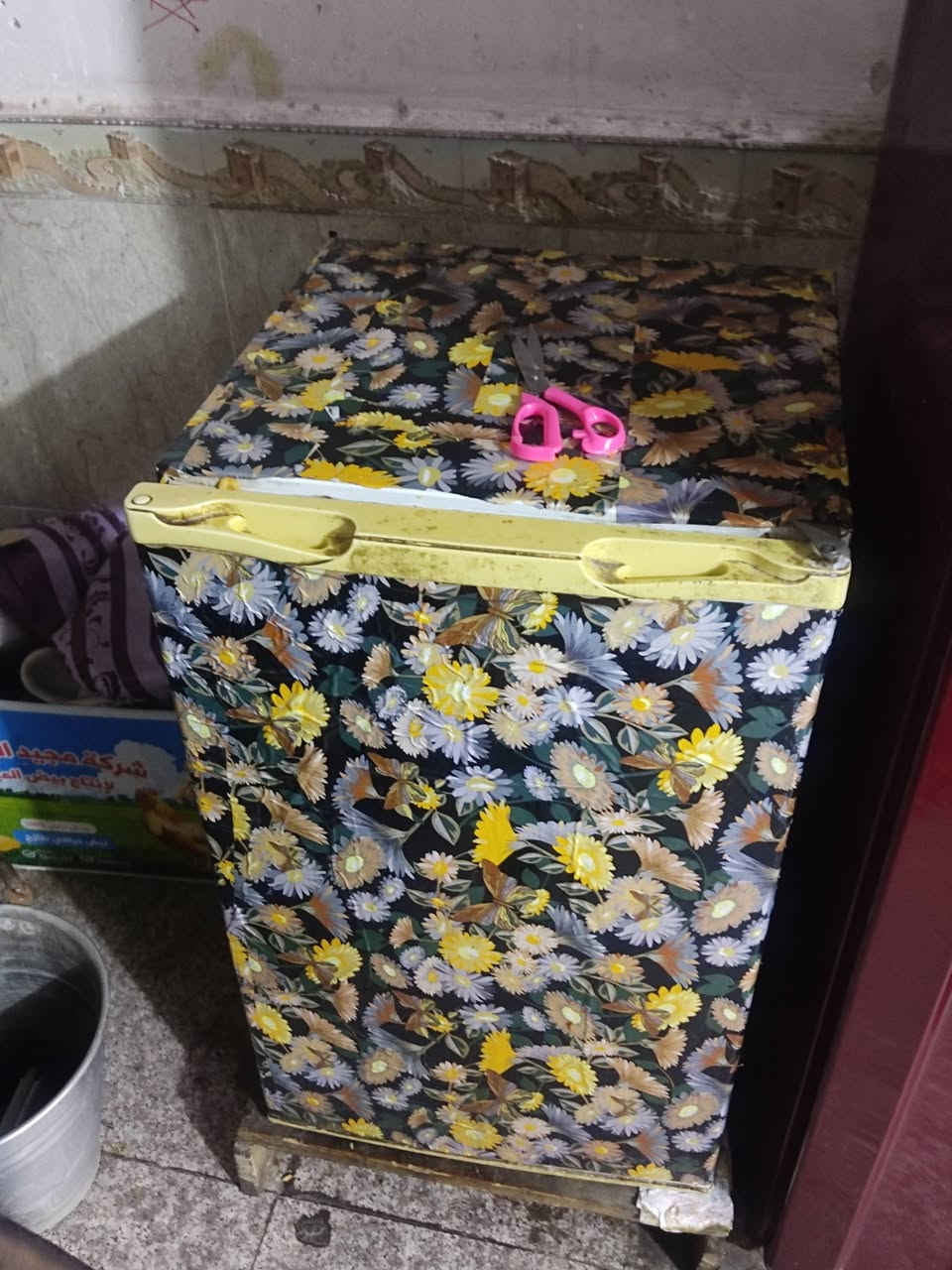 غراض للبيع
قنفات + تخم ديوان ويا المدة + ثلاجه + بلازمه + كنتور+ تنور 
كلهن شيله وحدة الشراي يجي خلص او نتفاهم .
واتساب ***********
