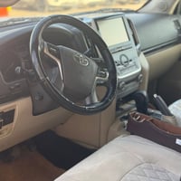 لاندكروز VXS • ٢٠١٨ • رقم بغداد