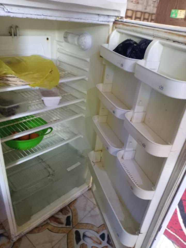 ثلاجة نظيفة وشغاله وبسعر كلش مناسب شراي خاص


**إذا كنت صاحب هذا الإعلان وتريد حذفه لأي سبب، رجاءا أرسل رسالة إلى الدعم الفني**