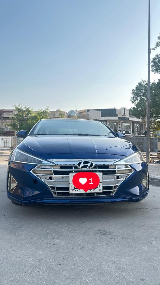 تحية طيبة
للبيع بيها سونار حديث مع الصور 
 موديل 2020 وارد امريكي  النترا 
رقم اربيل  سنوية بأسم شركة  تاريخ نفاذ 2026
(94 الف)  ماشية 
وكالة عامة بأسم ابنية 
  مواصفات
رادار امامي
مودات قيادة ( سبورت نورمل وسمارت)
تحديد مسار 
شاشة كبيرة 
مثبت سركة
كامرة خلفية  
رادار جانبية
نظام كار بلي 
نفكيشن GPS
حساس مانع تصادم 
تحكمات استرين جهتين 
نظام اتصال وحاكية 
نقطة العمياء 
منظومة زنون 
 لد امامي  
داخل لونين   
اضافات:-
براد كير مع تبديل دهن الكير جديد
جناح خلفي
دفيوزر خلفي 
 تبريد جديد هذا الموسم منظومة مبدلة 
المحرك مكفول كير مكفول  
ملاحظة :مفتوح قبق البلاستك بوجه المكينة فقط  
لغرض تنظيف تبديل راجز _ سيارة بيها ارباك طاك
للامانة هاي النقاط 
رقم الشاصي

5NPD84LF2LH574673
  حادث امريكا بنيد بلعراق فقط چاملغ الايمن تبدل اصلي نفس لون ونصبغ الباب صدر اثر شخوط 
عنوان بياع حي رسالة 
رقم  *********** واتساب
