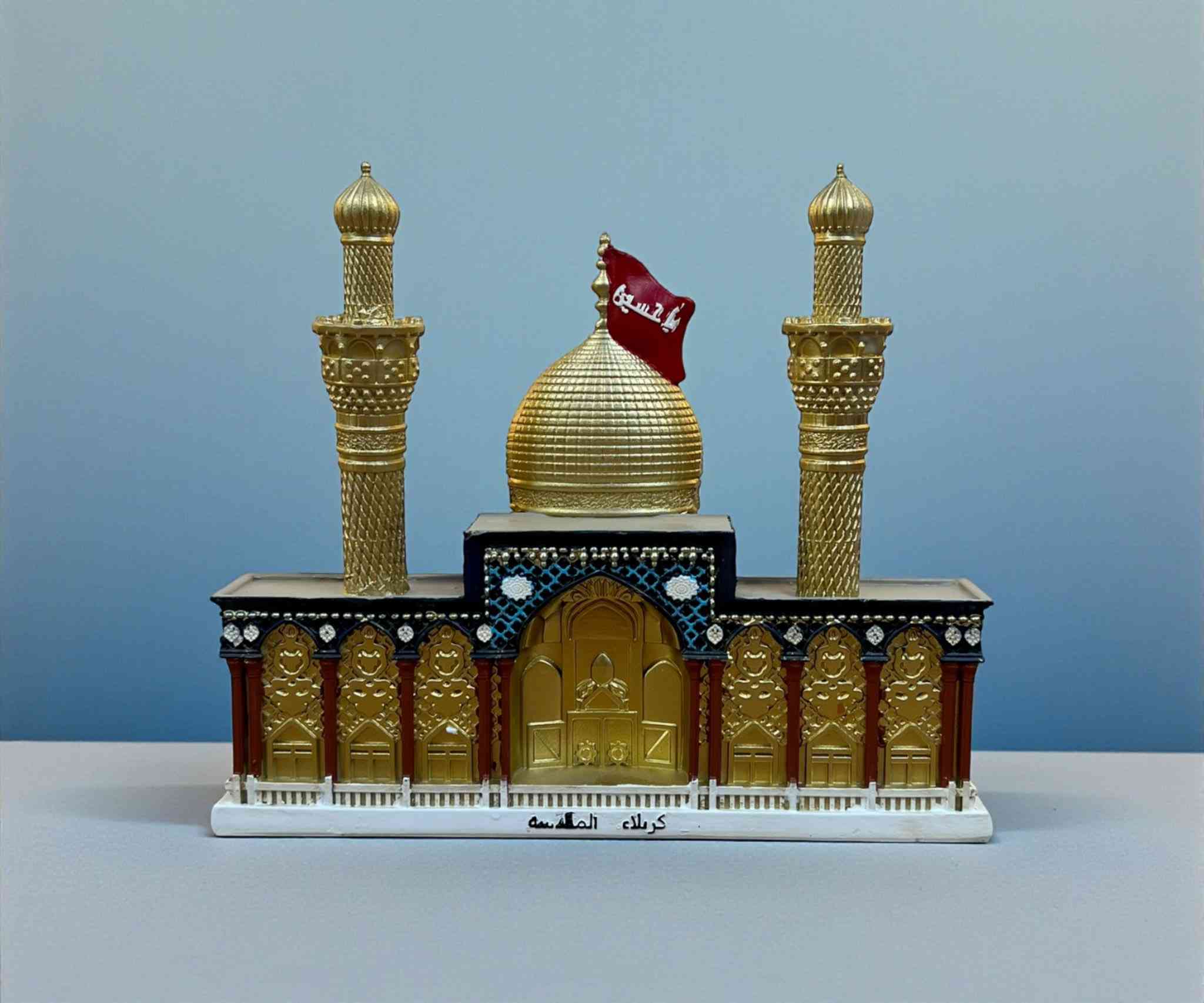 مجسم مرقد الامام الحسين ( ؏َ ) 

( كربلاء المقدسة ) 

السعر 22 الف 
***********
