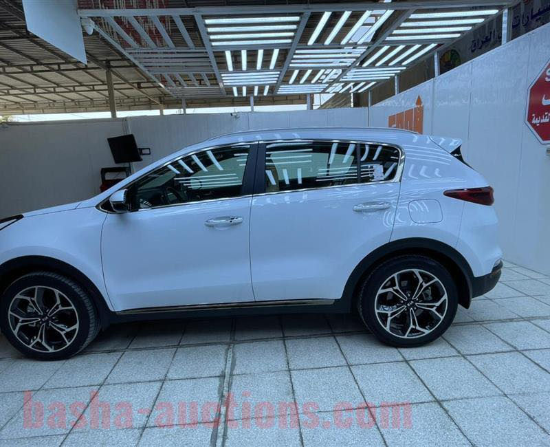 كيا سبورتج (2021) جيتي لاين ضمان الشركة الدولية
السياره مكفولة من الصبغ جديدة بوضع الشركة  
 رقم بغداد ماشية (65) الف فقط 
السعر : ( 22700$) ورقه 
السكن : بغداد السيدية 
للاتصال : ***********
‏‎المواصفات :
فول الفول  1/1
بانورما 
‏‎حجم المحرك2,0
سايد بريك بصمه 
‏‎نوع DOHC 
‏‎مرتبط بكير بوكس6نمر
‏‎بصمة  
تشغيل عن بعد 
كراسي كهرباء
شاحن واير ليس 
تبريد بيانو
جنطه كهرباء 
نضام ترحيب بل يدات 
ترحيب عن قرب
‏‎كاميرا 
شاشة 
‏‎نظام نزول المنحدرات
‏‎تبريدامامي +قطعة تهوية خلفية
‏‎داخل جلد حمصي
 كروم حجم 19كونتكتل
‏‎مرايا جانبية متحركة مع اضائة فلشر 
‏‎نظام ⚠️ تحذير الرجوع الى الخلف حساسات
‏‎نظام ⚠️ التقدم الى الامام حساسات
‏‎مدخل USB ipod
‏‎مخرج الطاقة عدد3
‏Ledنهاري
‏‎دوس كروم 
 نظام وحدات السلامة متكامل
‏‎⭐️ايرباكات عدد8
‏ABS⭐️
‏‎⭐️نظام ايزو فكس
‏‎سنتر لوك⭐️
‏‎⭐️انذاراحزمة الامان
‏‎تحكم المقود متعدد الاستخدامات
‏‎اوتو ميديا
‏‎بلوتوث
‏‎كروزسرعة
‏‎ڤاليوم اضائة دشبول
‏‎اوضاع القيادة 
‏ECO
‏SPORT
‏COMFORT
بردة جنط خلفي
السعر : ( 22700$) ورقه 
السكن : بغداد السيدية 
للاتصال : ***********
