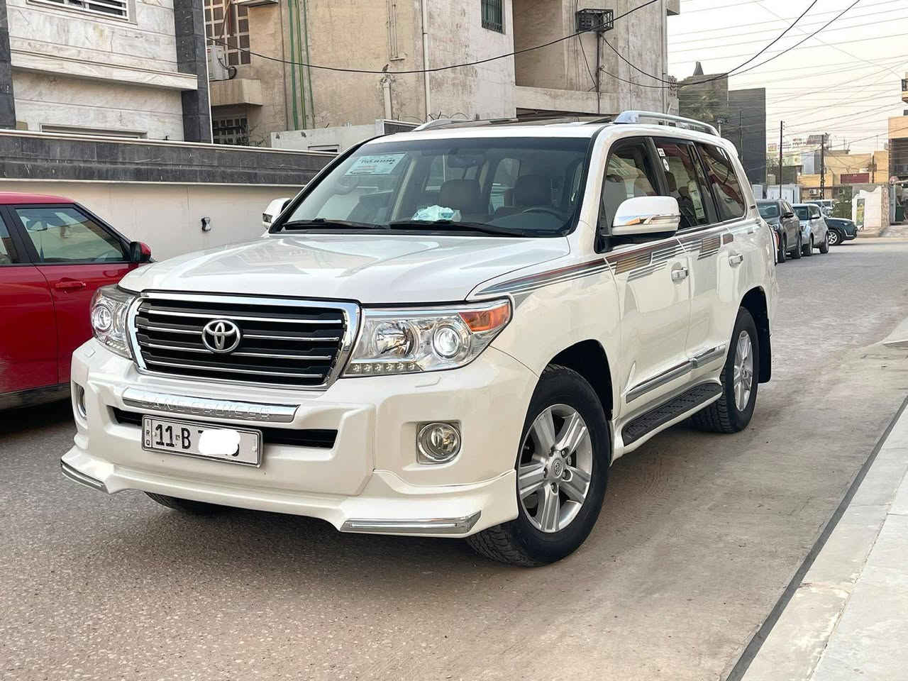 السلام عليكم لاندكروز جكساره GXR  2014 بريم فول مواصفات رقم بغداد بأسمي اربع ارقام  ماشيه 98 الف كيلو متر ام الطفايه مكفوله من الضربه والصبغ الدعاميات جماليه بيه بارد اربع اصابع  محرك 6 سلندر 4000 المواصفات فتحه سلايت روف بصمات شاشه كامره بصمه يدات لمس لفتح القفل زراك لايت مري شفط مري قلاب عند الرجوع اشاير بلمري داخل بيجي حساسات خلفيه  نيكلات بالدوس مكتوب لاندكروز نيكلات بالبوب كشافات لد  جرس تدك ب120  فور ويل ثلاجه تبريد 3 قطع تبريد مركزي خلفي طفايه  لايت زنون عالي ناصي داخل جلدكشن كهرباء تحكم بلايت شاشه مانع انزلاق نضام تغريز السياره حلوه مابيها اي نقص جاهزه من كل النواحي السعر 385 للاستفسار *********** مكان السياره بابل  ومن الله التوفيق
