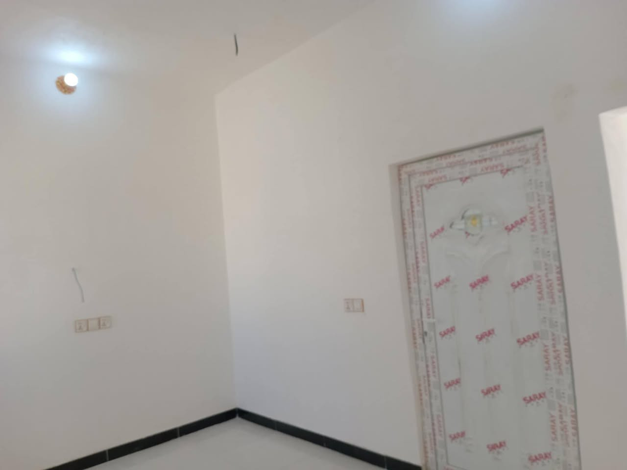 على بركة الله
دار للبيع
المنصوريه شارع مفروشات اياد
المساحه ١١٠ متر بناء جديد
غرفتين _صاله _صحيات
السعر ٤٥ مليون
للاستفسار ***********

