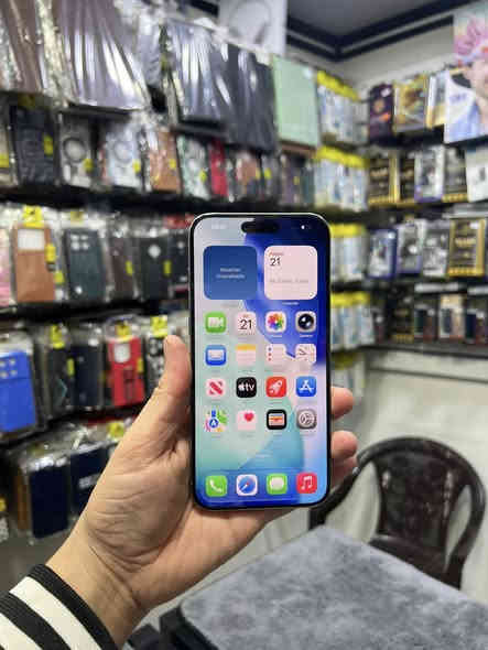 15 برو ماكس 
ذاكره 256 
نموذج M ((دبل سيم )) ZA 
بطاريه 98
شرط ما مفتوح
نظافه 98‎%‎
سعر الجهاز مليون و125 
شراي خاص او اتصل 
*********** 
***********
