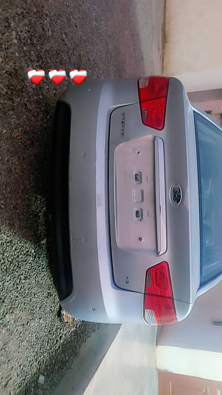 كيه سيراتو جديد موديل ٩ شرط من كل انواحي السعر ٤١ وبيه مجال قليل ***********
