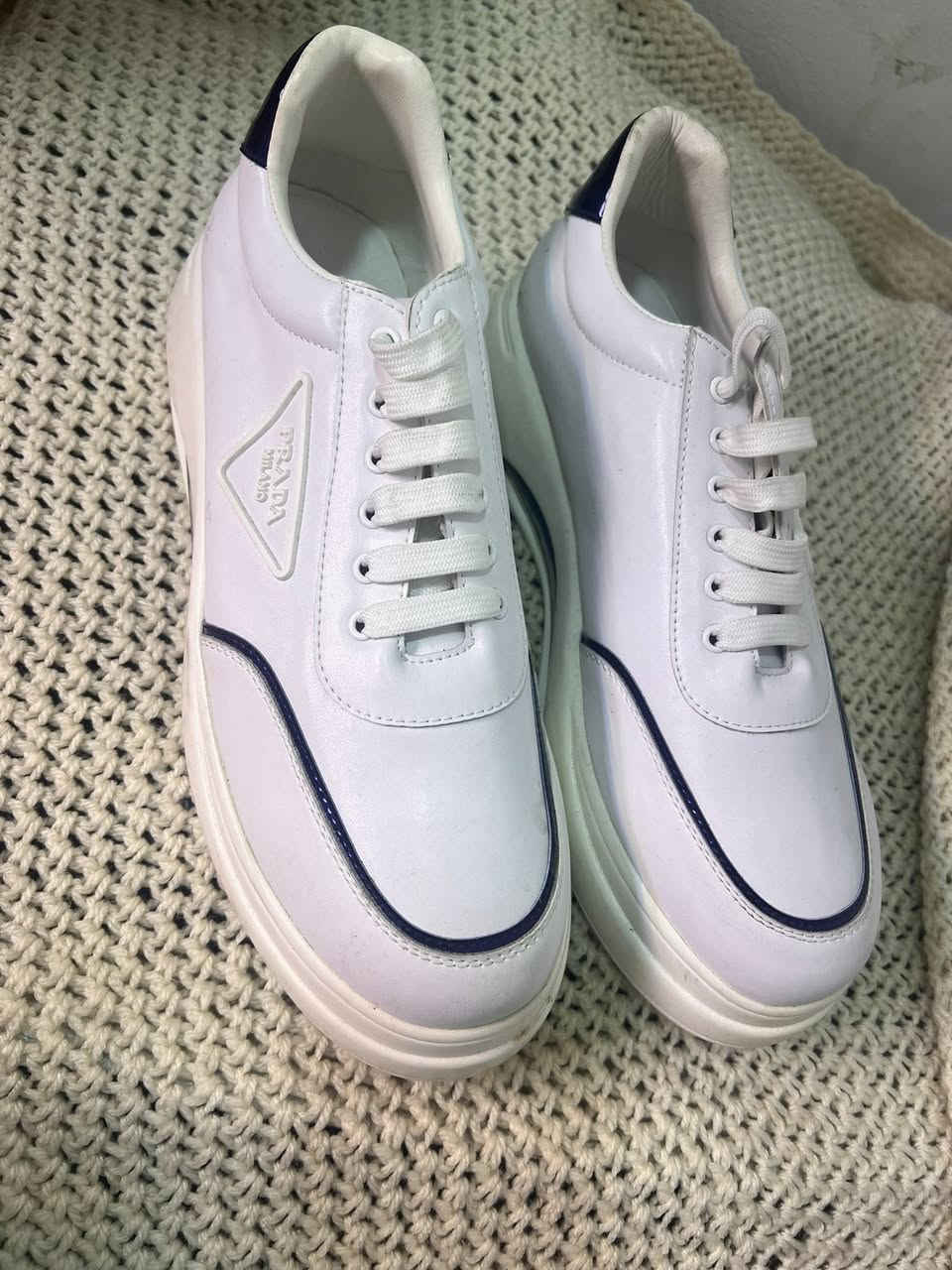 متوفرات القياس ٤٣ و ٤٥ و ٤٢


**إذا كنت صاحب هذا الإعلان وتريد حذفه لأي سبب، رجاءا أرسل رسالة إلى الدعم الفني**