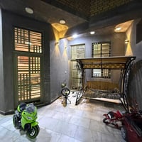 البيوت مقابل الجوازات • ١٥٠م • بناء حديث