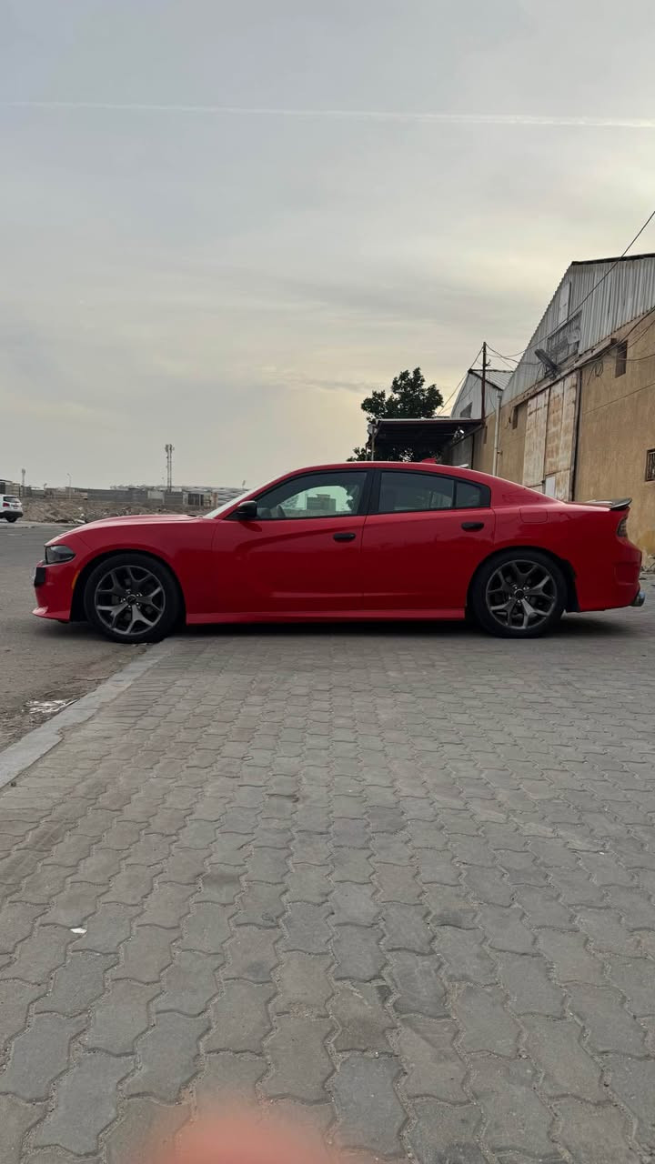 جارجر هيمي 5700 / 8 سلندر 
بيهة صفحه مصبوغه والباقي كفاله 
رقم بصره مشروع وطني غير متواجد عالفيس 
***********
صور الحادث
http://en.bidhistory.org/dodge/charger/2017/421e2da88df57219-dodge-charger-charger_r-2c3cdxct1hh601817/ البصرة, العراق
