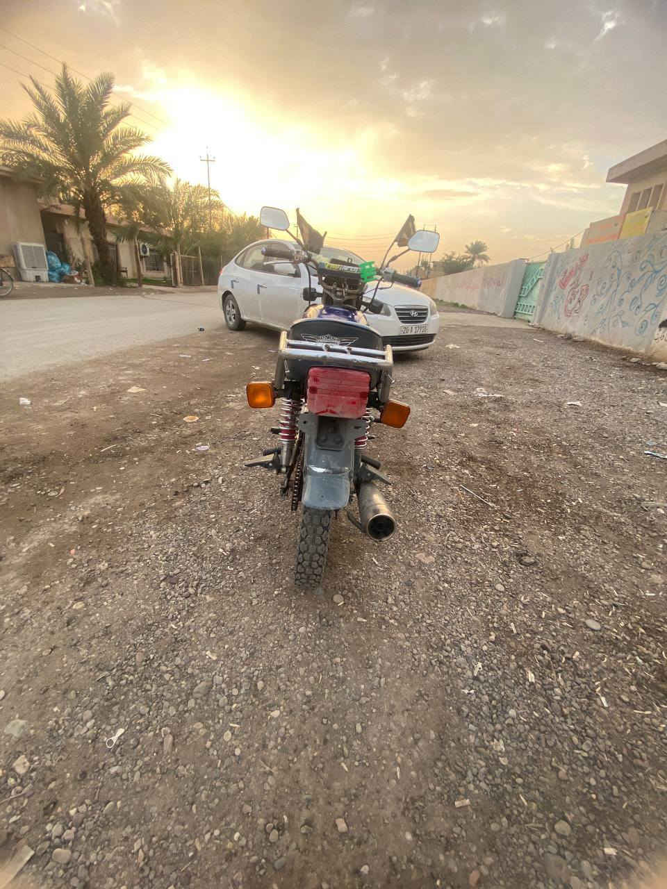 السلام عليكم بارت اربعه كير للبيع موديل 2019 محرك مفتوح كهربائيات شغالة دشبول نضيف تانكي نضيف محرك شرط هندر واحد كابريتر جديدة بلك جديد الماطور مضبوط كلجات جديدة السعر 350 وبي مجال للشراي مكاني تكريت رقم الهاتف ***********/***********
