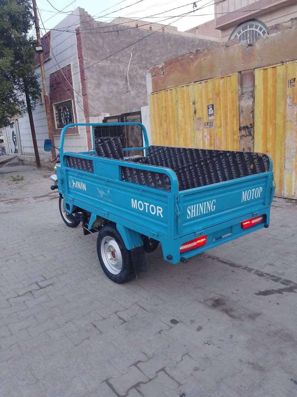 سلام‏‪ عليكم ستوته للبيع ستوته جديده برغي ما فتوح بيه موديل 2023ستوته كله بلاديه اي شي ما مفتوح بيه كفاله عامه من الوكيل مباشرتن بسمي يعني اني مطلعها من المعرض نور ستوته مربله ومسكمها كهرباءيات كله شغاله شرط كله بلاديه اي شي ما بدل حته باتريه بلادي ستوته كامله نضافه فول سعرخاص المكان كربلاءحيشهداءالموضفينقربابنمريود الستفسار ‏‪***********‬‏//
