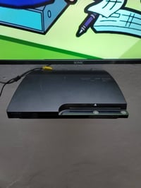 بلايستيشن ٣ • ٣٢٠ جيجا • مع يدتين