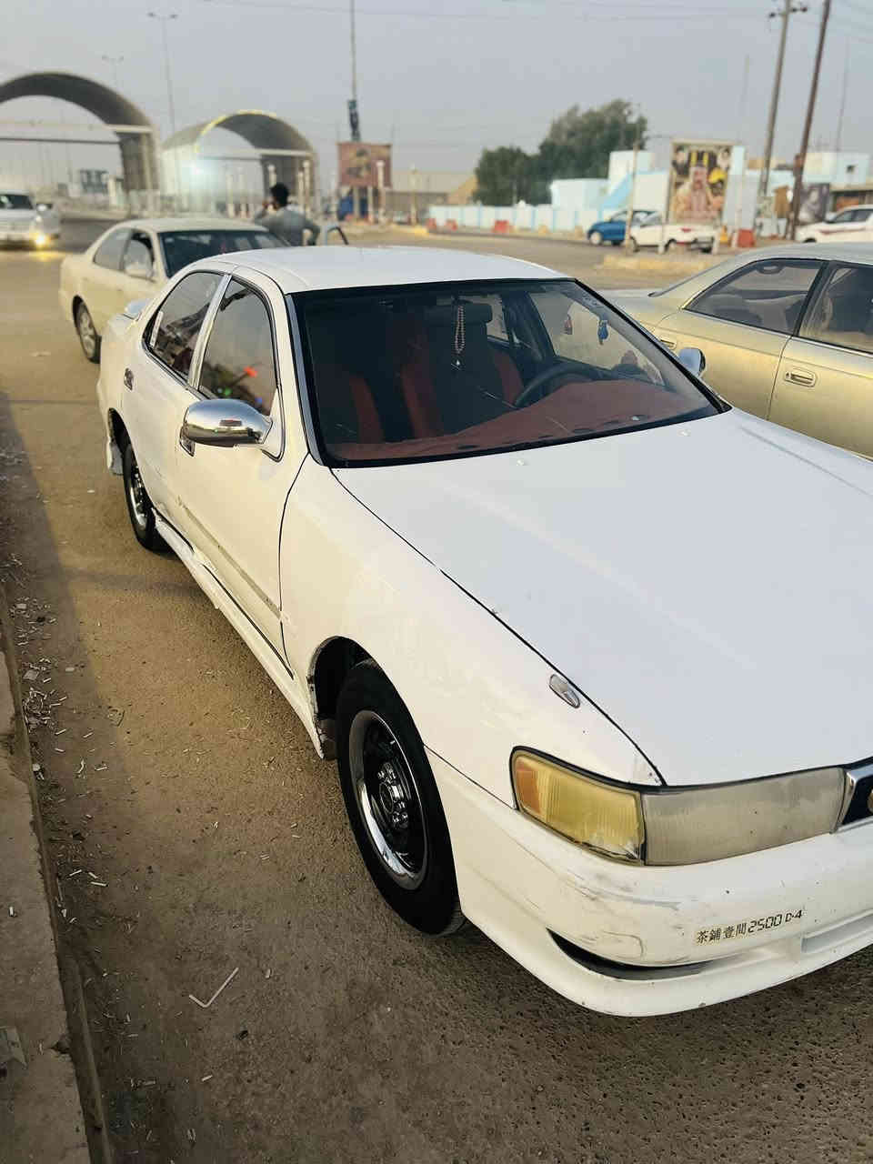 السلام عليكم سياره كرسته نفخ كير وحرك حاويه توني شادهن تبريد شغال كهربايات كله شغاله تخم تاير باتري جديد غرفه بل كارتون بطاين بل لايلون كامره خلفيه سنتر ريمون جنطه ريمون حداديه ٨٠  سياره حلوه وتعوب عليه مكفوله من العيب الشرعي والصوليات بيه ضربه بل جنطه سعر (٤٨)$ مكان ذي قار النصر واتساب ***********
