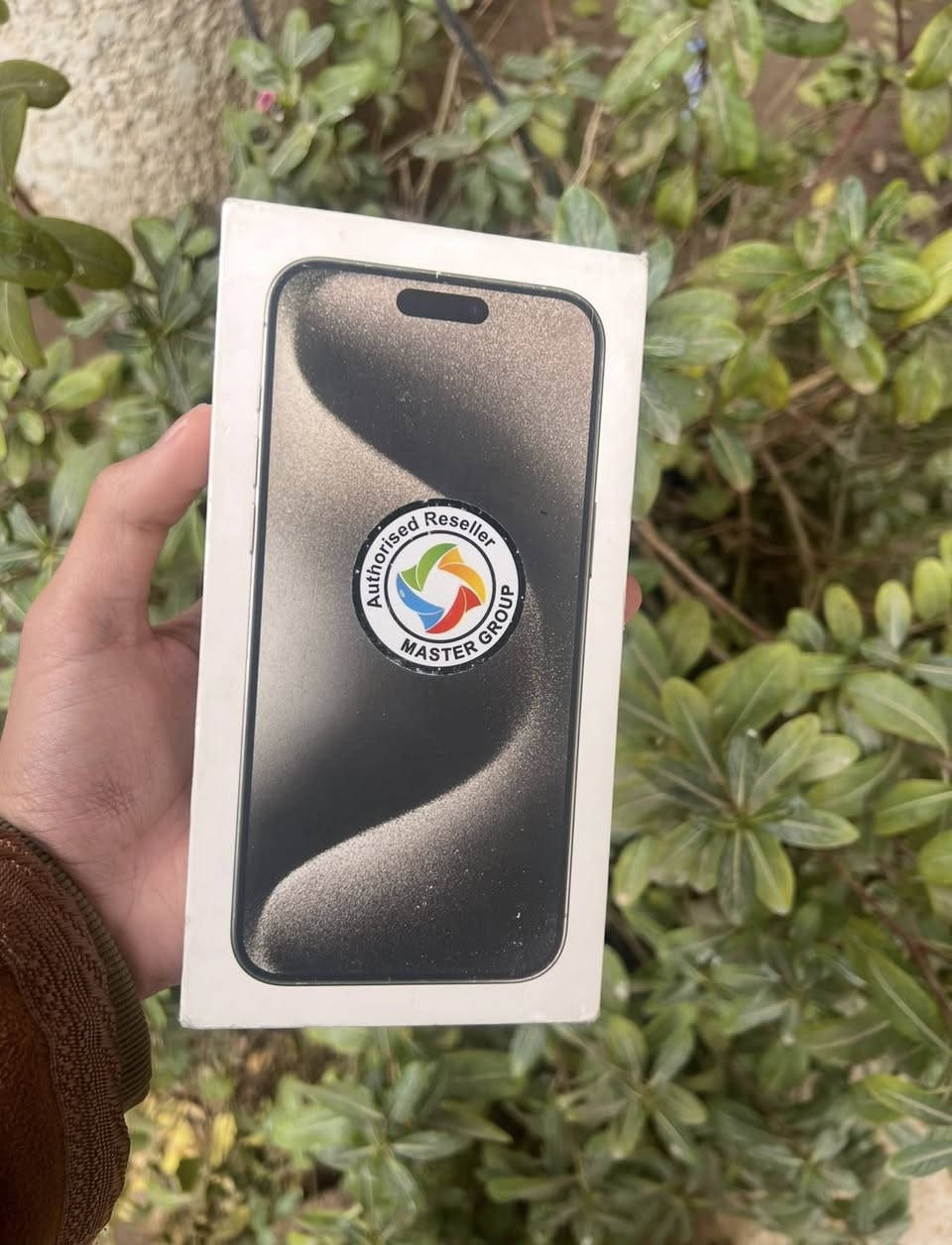 ايفون 15 برو ماكس ماستر عربي شرق اوسط نضيف كلش شخط مابي بطاريه 91 ذاكره 256 ملحقات كامله بيع فقط عنواني بعقوبه ***********
