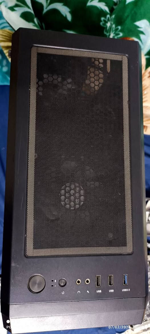 سلام عليكم متوفر قطع مستعمله بحاله جيده جدا 
باور سبلاي ٤٠ الف ٦٥٠ واط
كيس ابيض مع ٤ مراوح بي طعجه خفيفه بالضهر مامئثره الجانب مو زجاج فايبر كلاس سعر ٥٠ الف
كيس اسود مع ٥ مراوح argp مع هاب وريمونت ٦٠ الف
معالج r5 3400g مع مبرد سعر ٥٥ الف
كيبورد هايبر اكس ٥٥ الف جديد غير مفتوح 
ماوس هايبر اكس واير + واير لس الدنكل ضايع يشتغل فقط واير سعر ٢٥ 
ماوس رايزر اسود جديد ٢٥ الف
مذر بورد مستعمل قليل  Asus prime B760-plas ddr5 سعر ١٦٠ الف 
هارد hdd 500gb segotep  ١٠ الف 

مكاني بغداد مدينه الصدر 
متوفر توصيل 
الاسعار ثابته لطفا خاص موجود او واتس اب 
***********
جميع القطع شغاله وشرط الفحص
