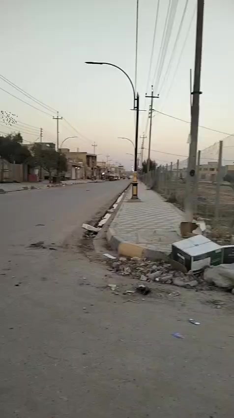 يالله
بيت طابو صرف للبيع المساحة 
130 مربع وجه 10متر
طريق المشايه  مقابيل صيدليه صحتي 
غرفتين وصاله وستقبال وصحيات داخل وخارج 
مطبخ منور البناء طابوق كونكريت سقف 
مكانه كلش حلو   مثل مواضح بل فيديوو
سعره كلش حلو مناسب 
*********** واتساب 
صادق الحلاق
