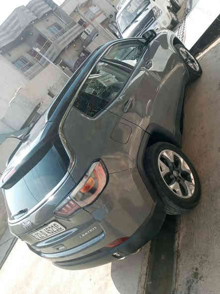 سلام عليكم 🫡 للبيع او مراوس 
جيب موديل ٢٠٢١
فول مواصفات واحد على واحد 
بيه هوايه مواصفات 
كير محرك بلشرط
رقم اربيل بسمي سنويه جديده هزه جديده 
سياره خير من الله 
للاستفسار اتصل أو راسل السعر خاص 
***********
