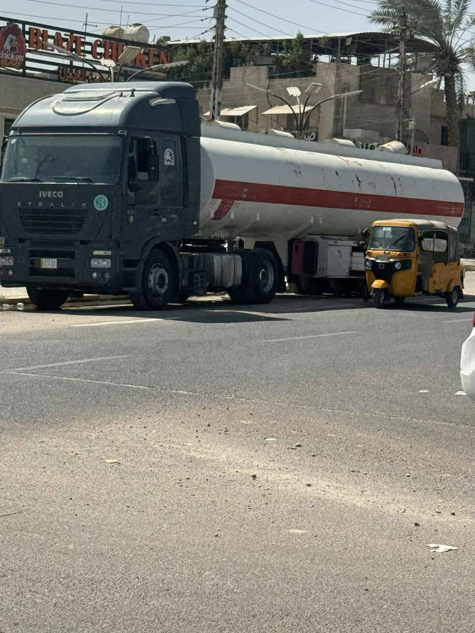 موديل 2005افيكو ستارلس رقم بغداد كير اوتو 12نمره سياره جاهزه من كلشي أبيع بس الراس رقم صاحب السياره ***********
