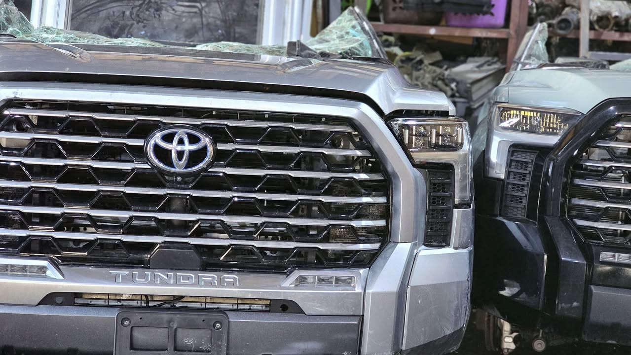 كراج. تويوتا  لتجارت. الادوات  الاحتياطيه.
بغداد العلاوي شارع 6  وسط الشارع.  

  ‭0771 359 0359‬ باسم ابو مريم 
    اي ستفسار تواصل خاص ❤️ 

         هافكات تاندرا  كابستون هايبرد  2024 زيرووو 
    لون  سلفر شذره.  جمع القطع متوفره 
    
الشارقه صناعيه 6 ضواحي بغداد
الصجعه.  شركت الهلال المنير . 

يوجد توصيل الى جميع محافضات العراق 

#سيكويا  #لاندكروز. #تاندره. #باترول.  #ارماده. 
#لكزس. #برادو. #QX56. #فورنر. #تاكوما
